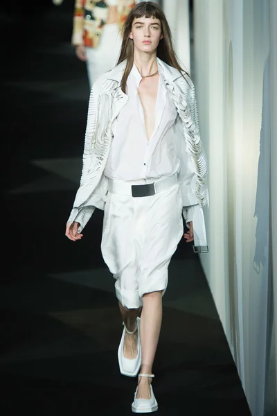 Look 7